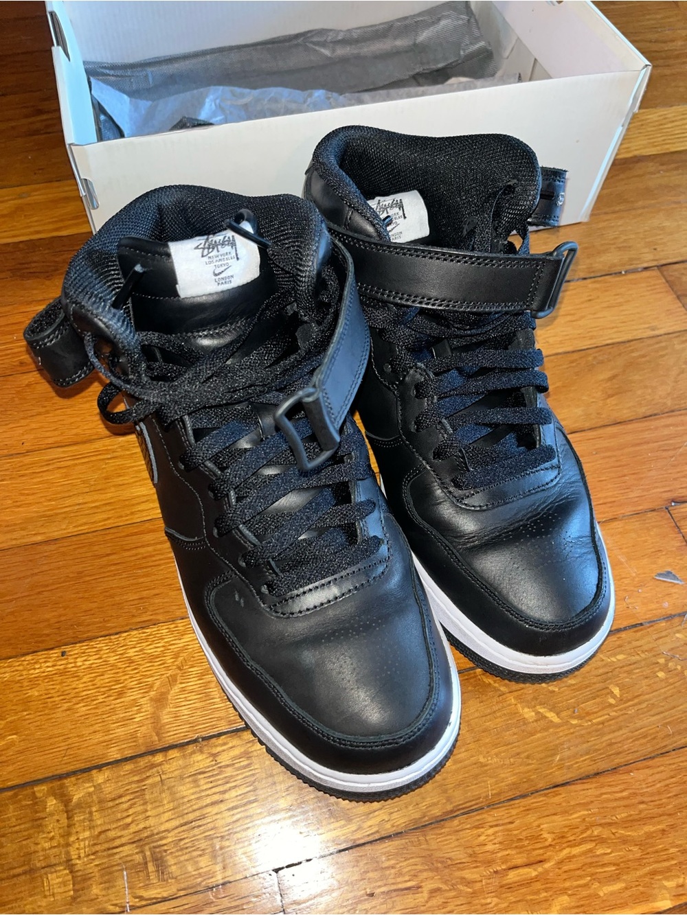 Stussy Nike High-Top Sneakers